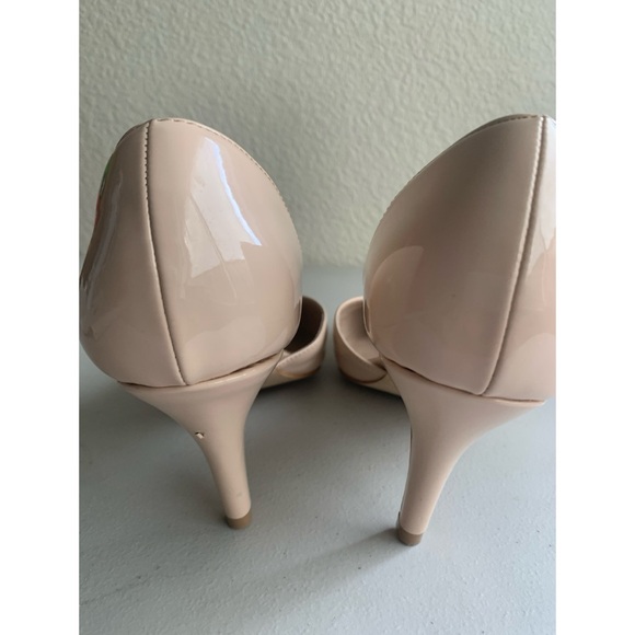 Carvela Kurt Geiger Mid Heel Patent Leather Court Heels Nude Women’s Size 40 - Picture 5 of 8